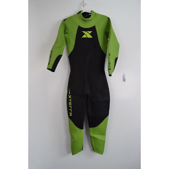XTERRA Other - Xterra Vivid Large Wetsuit Women’s Full Suit Long Sleeves Triathlon